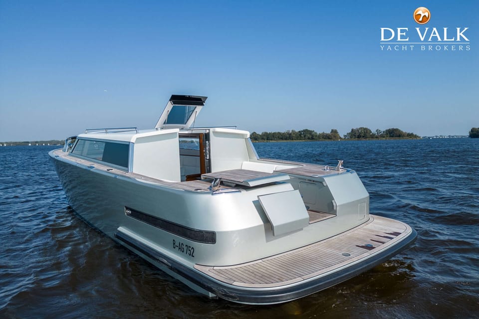 Custom Reliant X40T 2019 – Limousine Tender met 38 knopen - Foto 9
