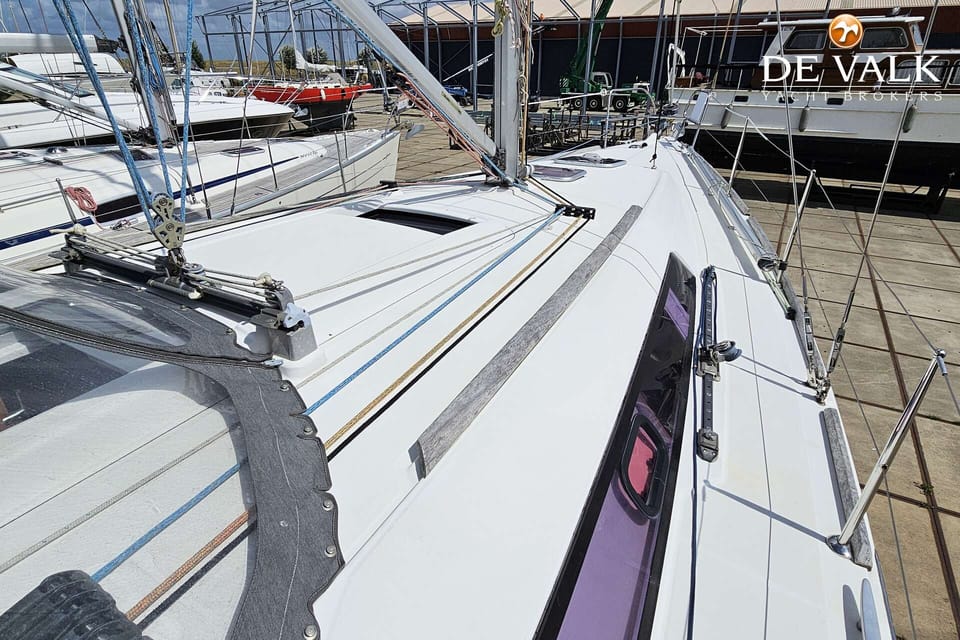Beneteau Oceanis 37 - Foto 11