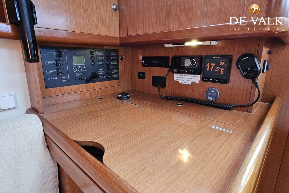 Beneteau Oceanis 37 - Foto 24