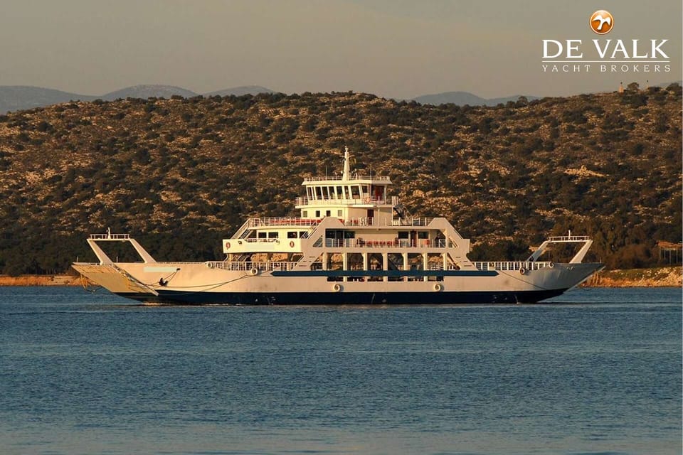 RO/PAX DOUBLE ENDED FERRY 72 M - Foto 39