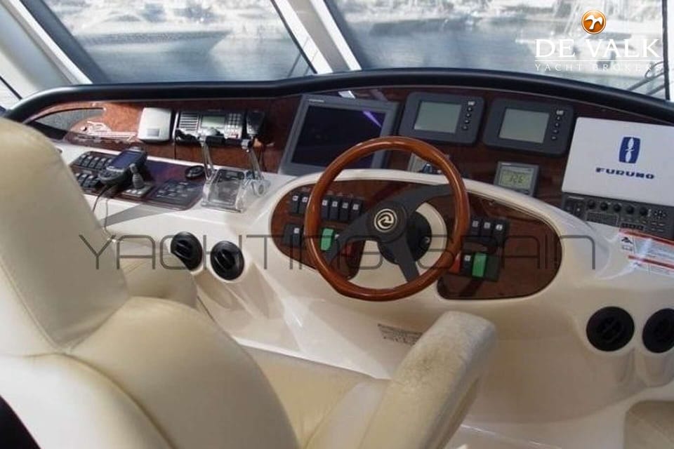 Riviera 58 Enclosed Flybridge - Foto 14