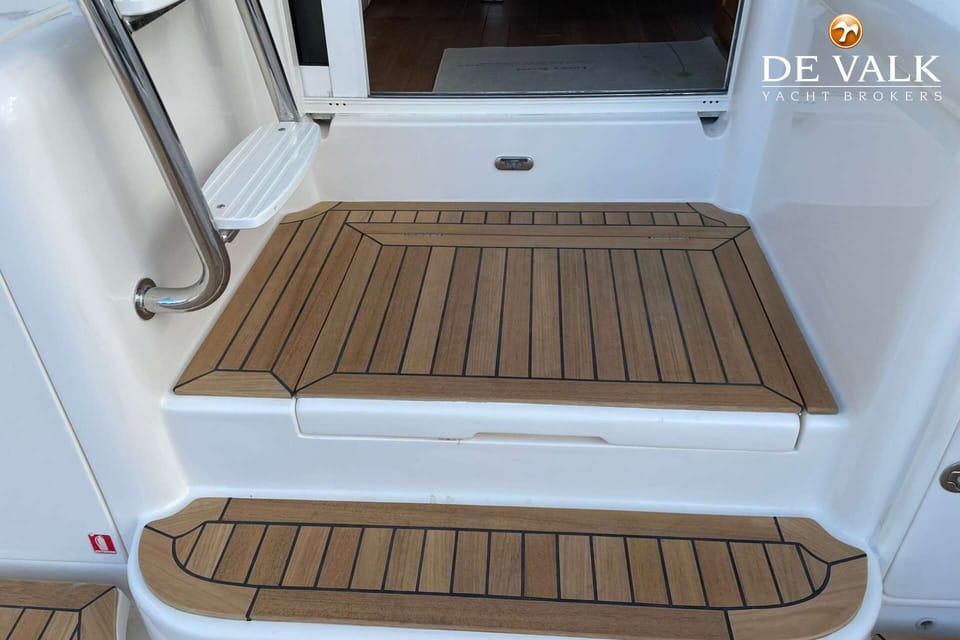 Riviera 58 Enclosed Flybridge - Foto 10
