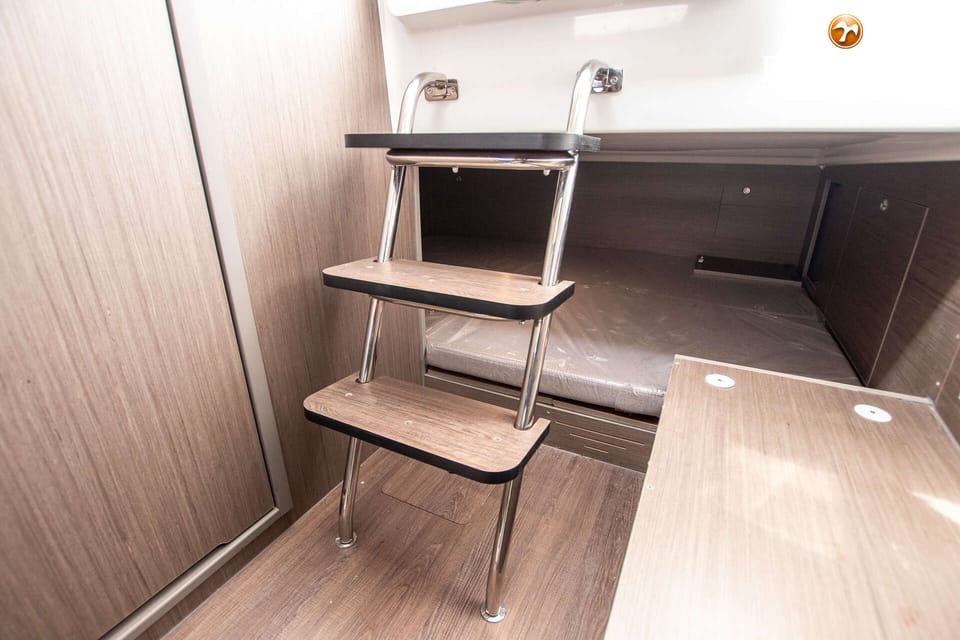 Beneteau Flyer 9 Spacedeck 2023 – 42 knopen met dubbele Honda's - Foto 28