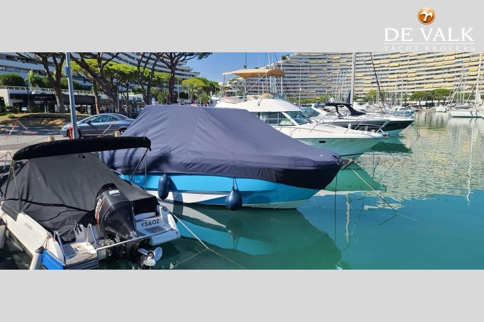 Beneteau Flyer 9 Spacedeck 2023 – 42 knopen met dubbele Honda's - Foto 40