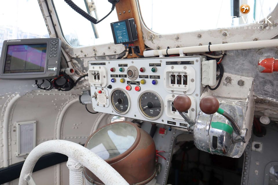 Waarschip 1076 Custom - Foto 22