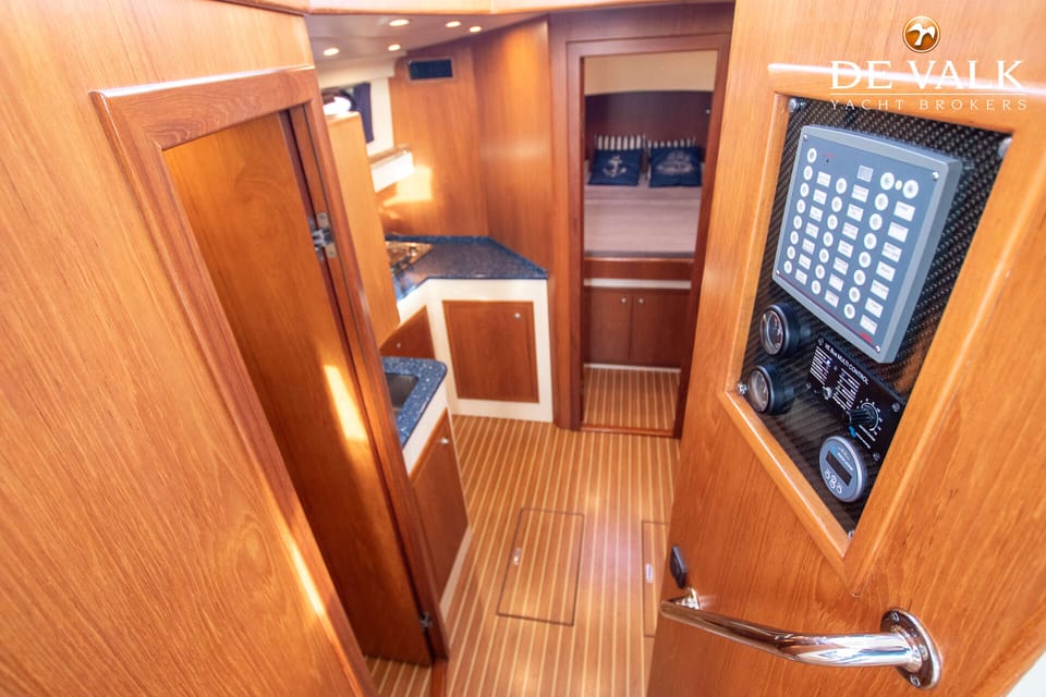 Tuna 40.2 (2009) – met stabilisatoren en airco - Foto 28