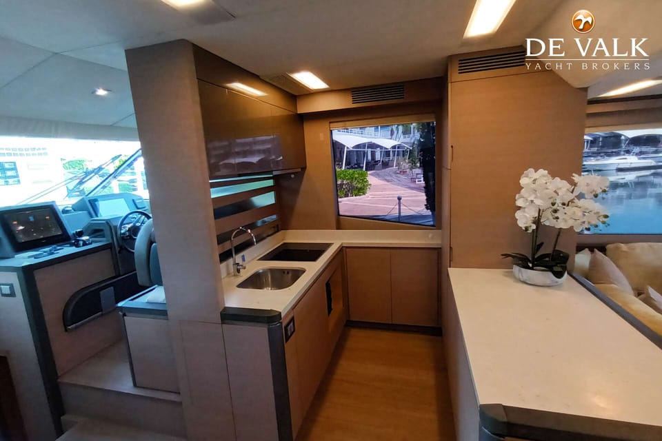 Monte Carlo Yachts MCY 70 - Foto 24