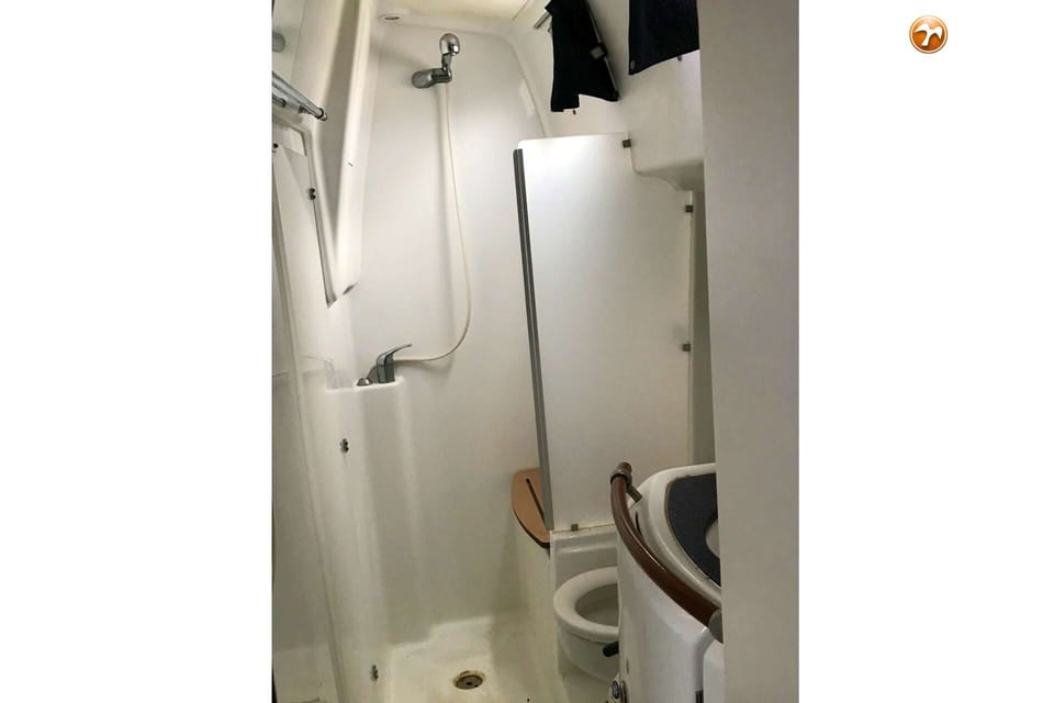Beneteau Oceanis 42 CC - Foto 16