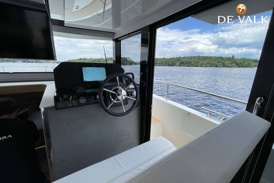Cobra Yachts Maestro 42 - Foto 21