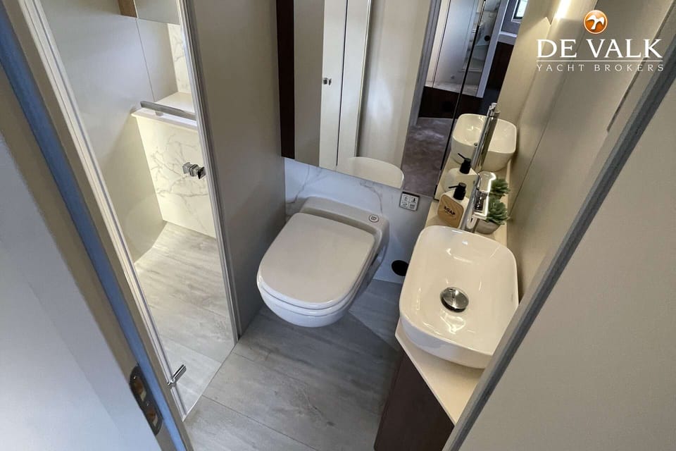 Cobra Yachts Maestro 42 - Foto 36