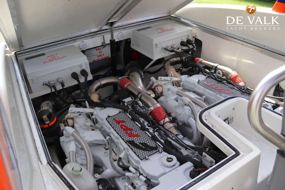 FB Design Buzzi 39 RIB SF 2009 – Offshore RIB met 80 knopen - Foto 39
