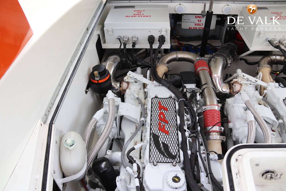 FB Design Buzzi 39 RIB SF 2009 – Offshore RIB met 80 knopen - Foto 41
