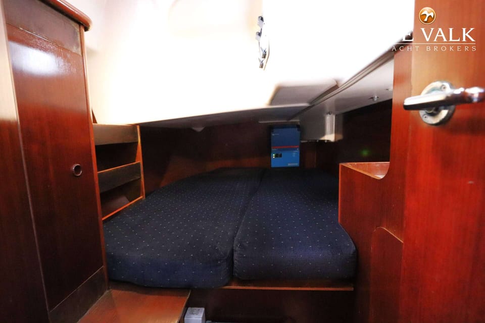 Beneteau Oceanis 411 Electric - Foto 38