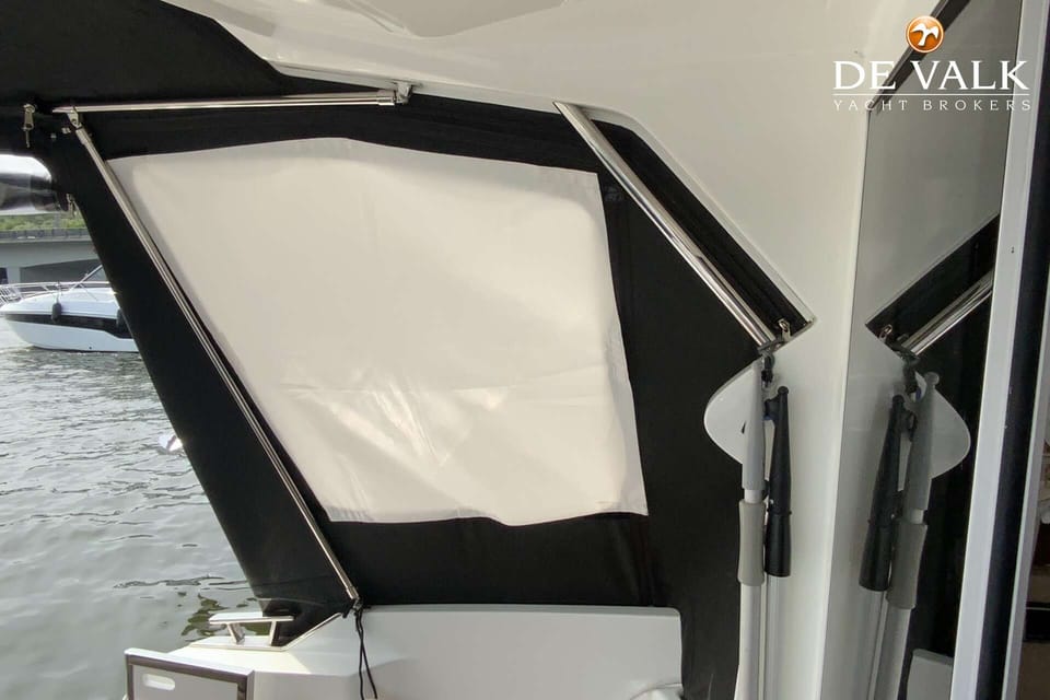 Galeon 300 Fly - Foto 18