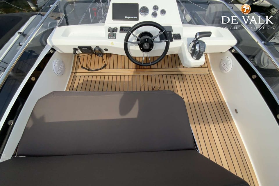 Galeon 300 Fly - Foto 8