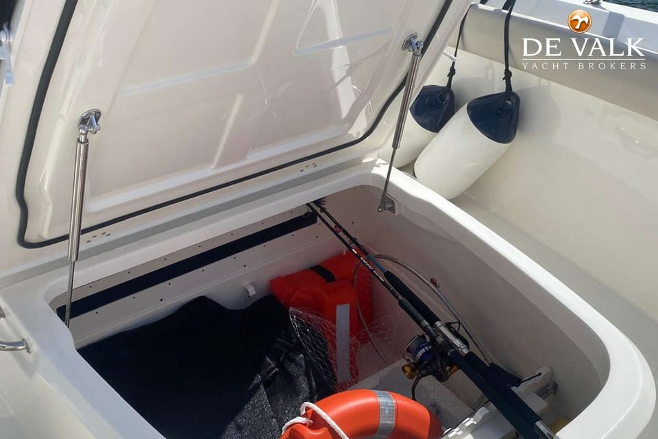 Boston Whaler 330 Outrage - Foto 13