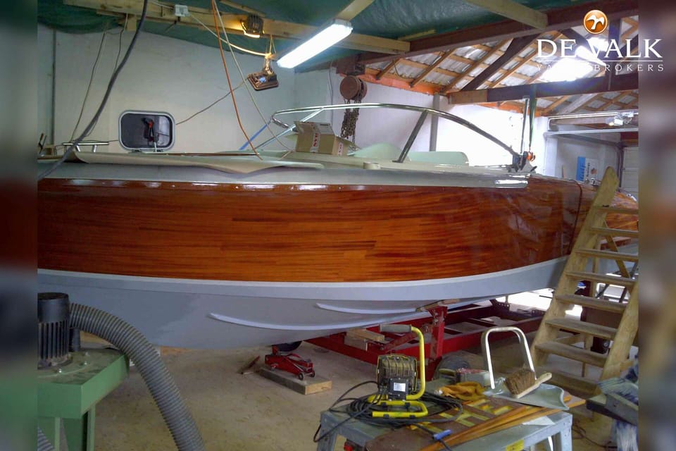Custom Built GRP Daycruiser 9M - Foto 13