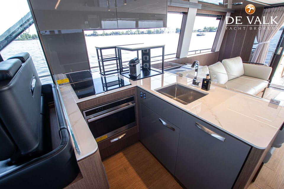 Prestige X60 2023 – Flybridge met Zeus Pod-aandrijving - Foto 27