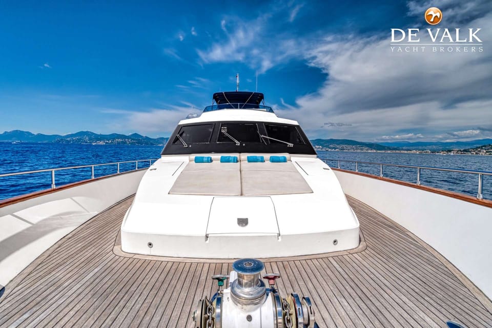 Falcon 82 - Foto 17
