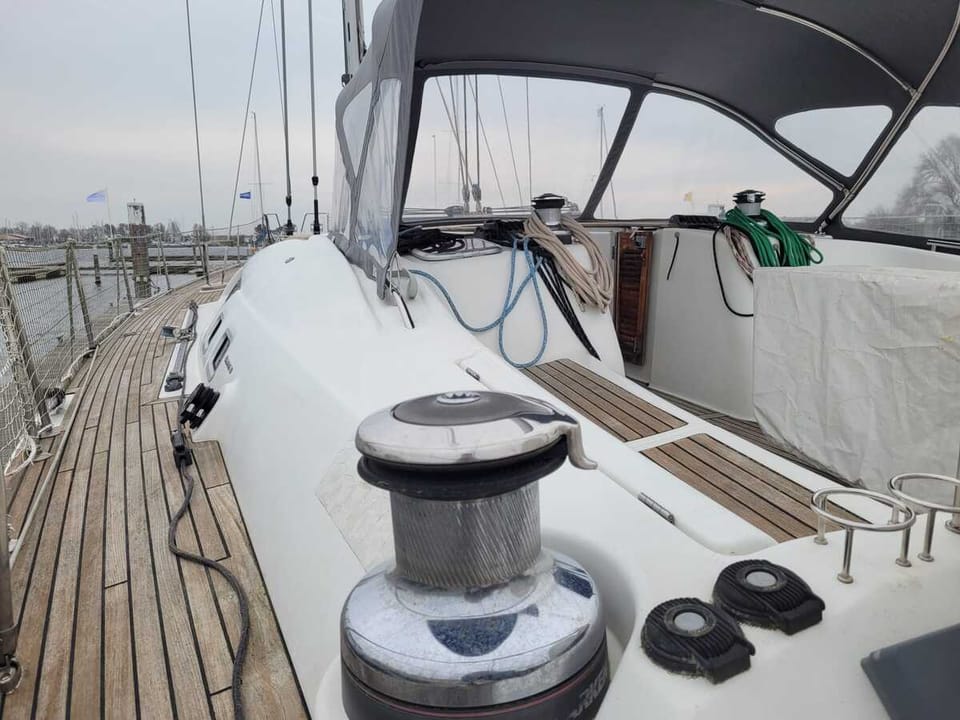 Beneteau Oceanis 54 2011 – Bluewater cruiser met 3 hutten - Foto 36