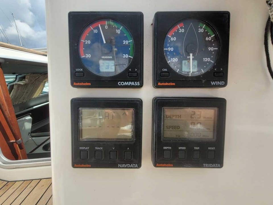 Beneteau First 32S5 1992 – Starck-design & sportief karakter - Foto 42