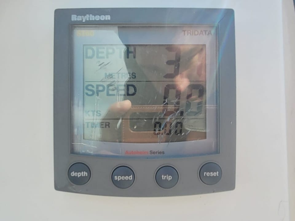 Etap 21i 2000 – Onzinkbaar compactzeilschip voor ondiepe wateren - Foto 26