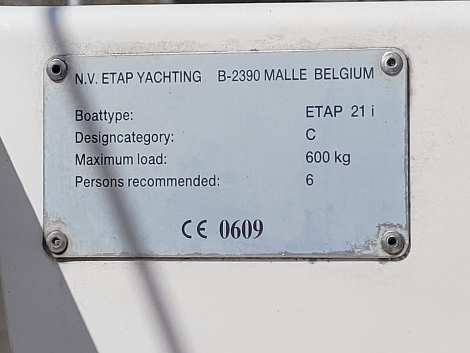 Etap 21i 2000 – Onzinkbaar compactzeilschip voor ondiepe wateren - Foto 27