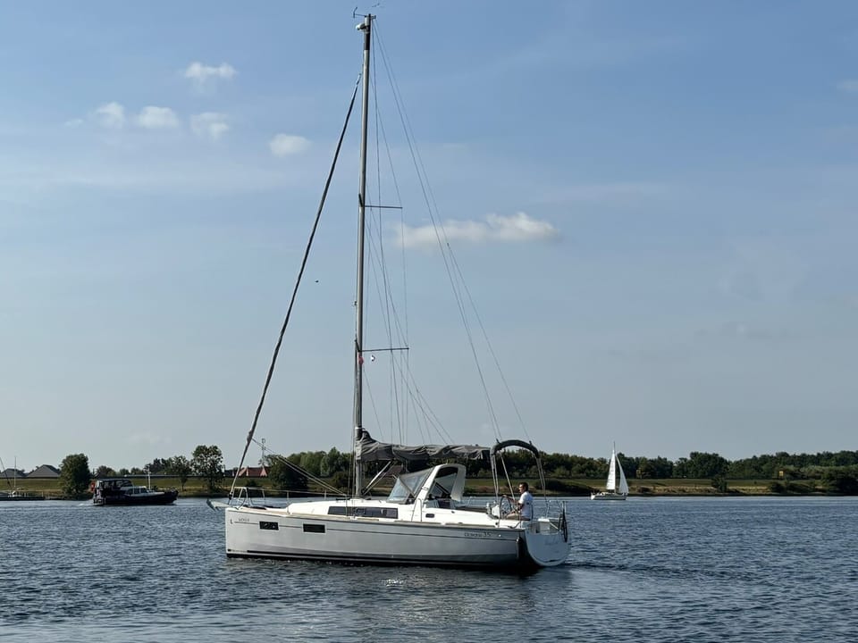 Beneteau Oceanis 35 2015 – Compact toerjacht met oceaancategorie - Foto 40