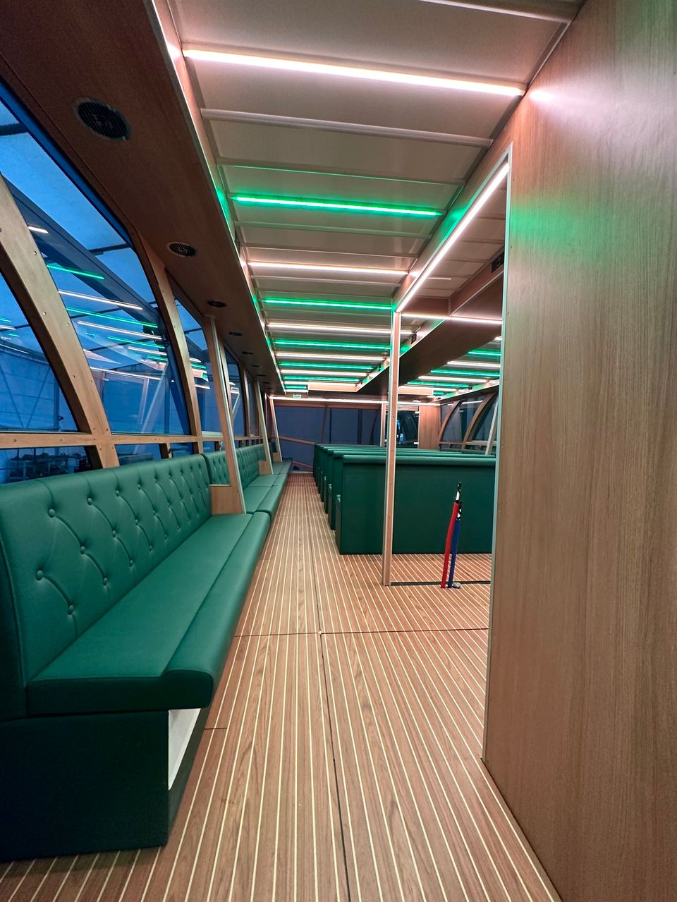 Holiday Boat Sundeck 57 Passenger Catamaran - Foto 25