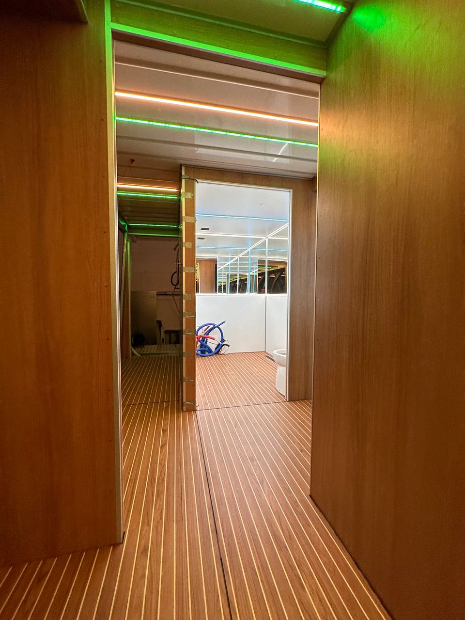 Holiday Boat Sundeck 57 Passenger Catamaran - Foto 32