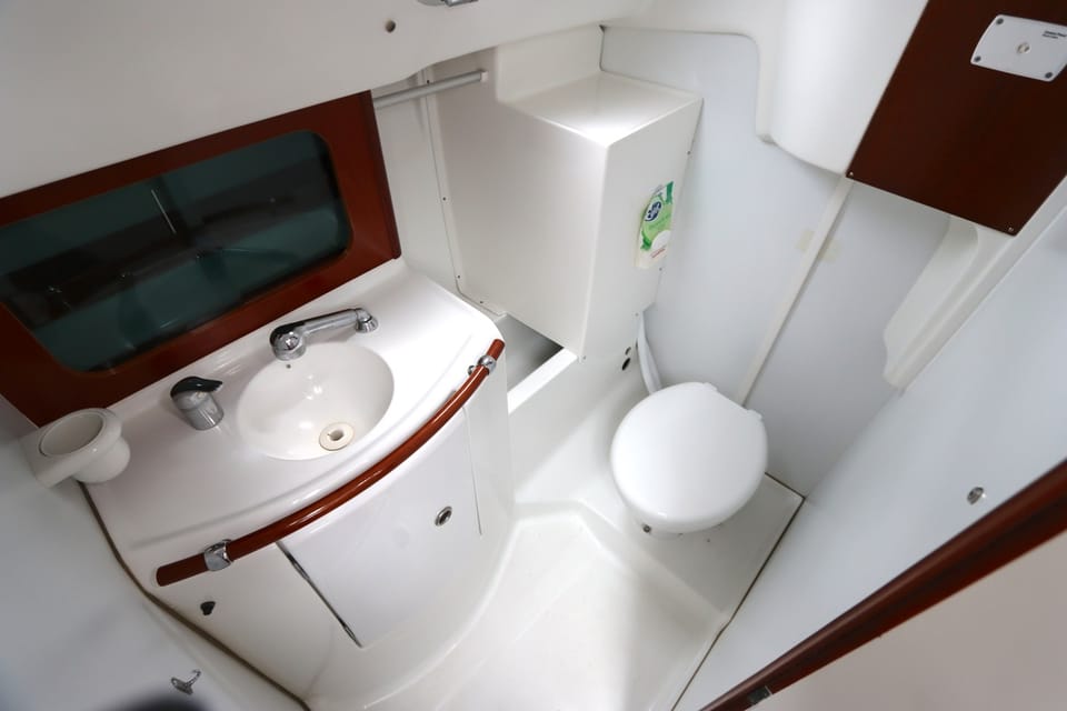 Beneteau Oceanis 311 Clipper 2002 – Zeiljacht met vleugelkiel - Foto 25