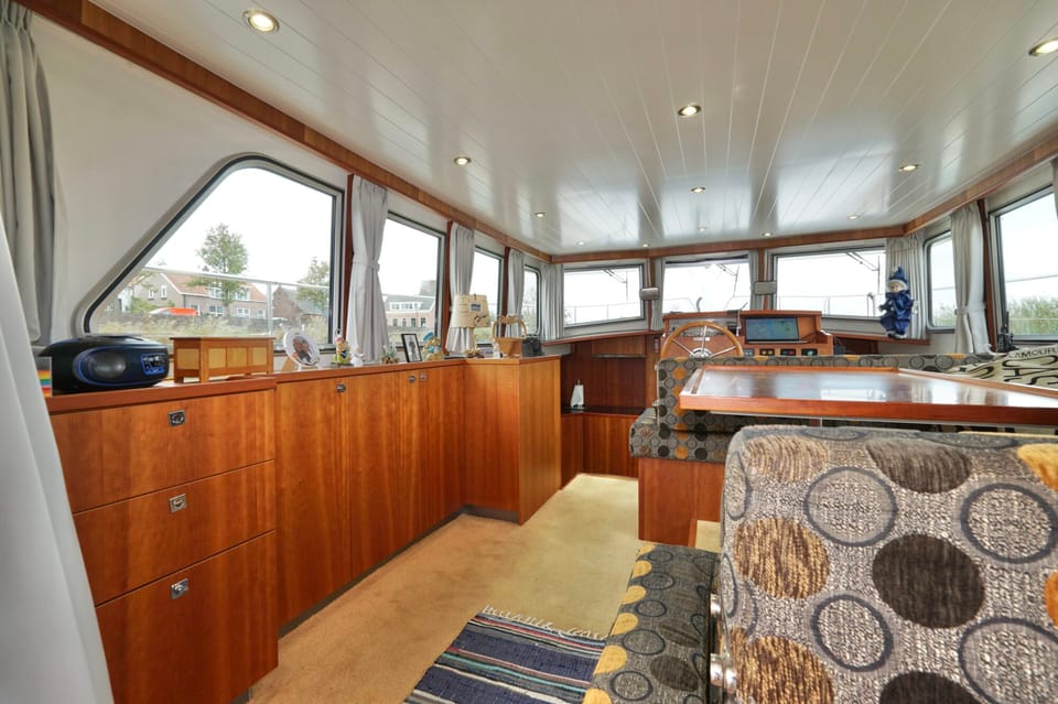 Serious Yachts Gently Low Bridge 45 Sedan - Foto 16