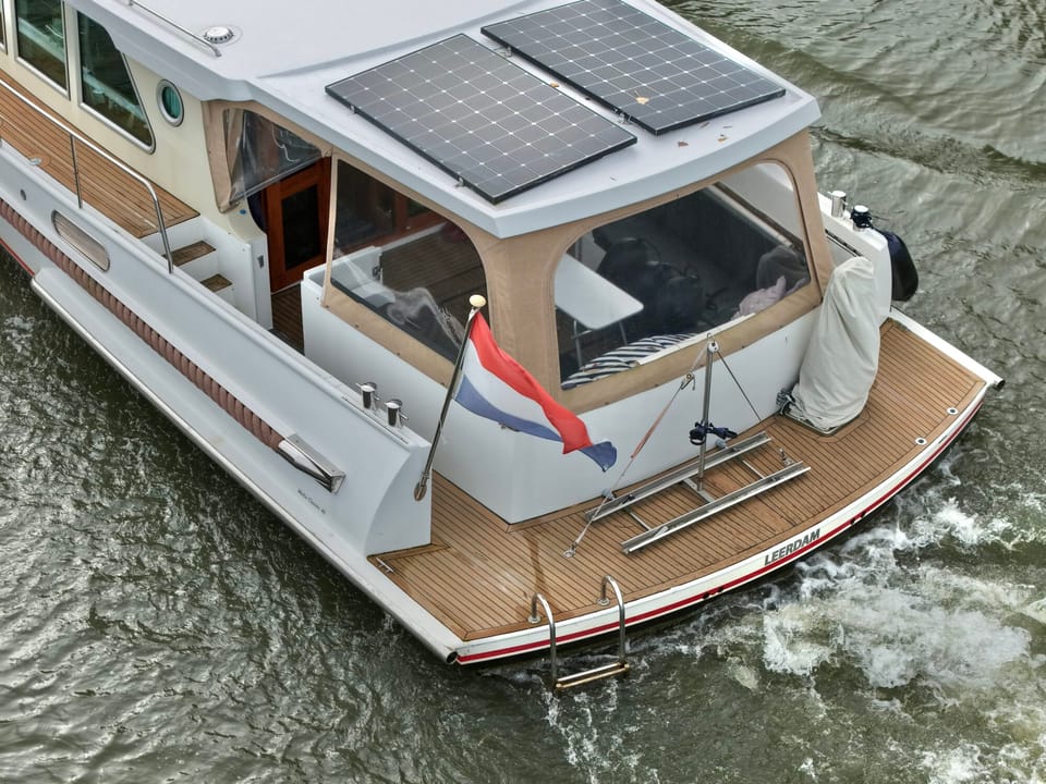 Serious Yachts Gently Low Bridge 45 Sedan - Foto 8