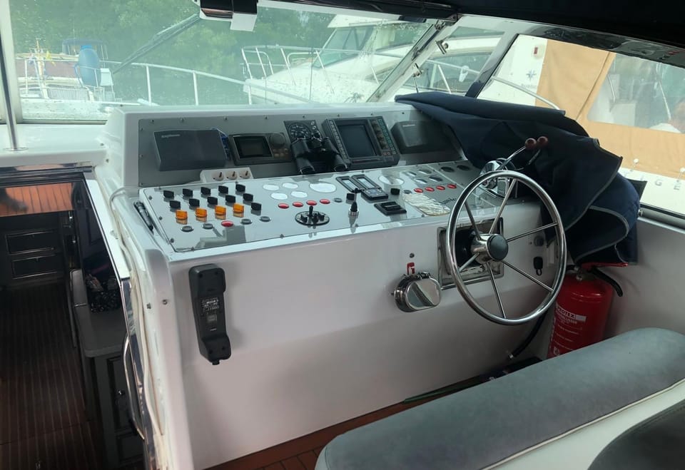 Sea Ray 400 Express Cruiser - Foto 6