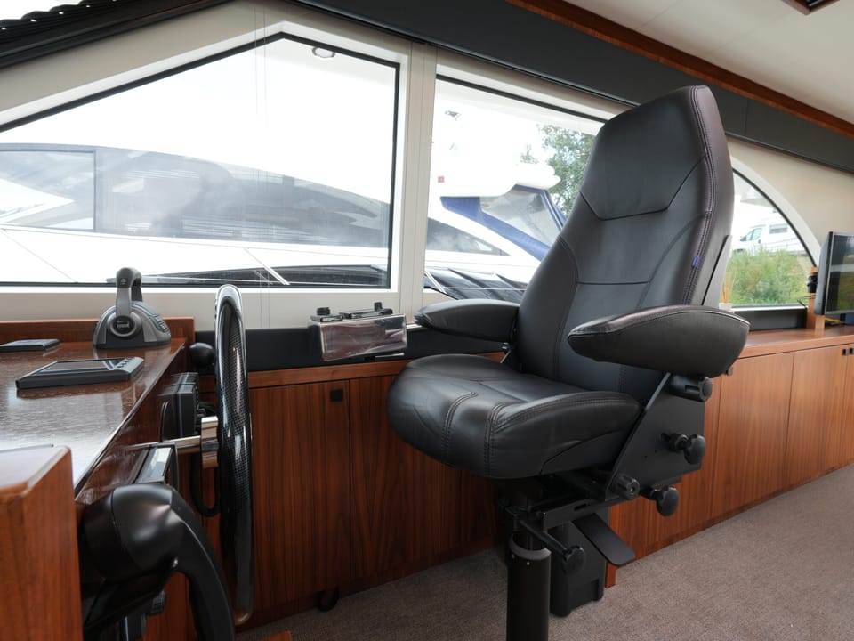 Van den Hoven Executive 15.00 MK II - Foto 45