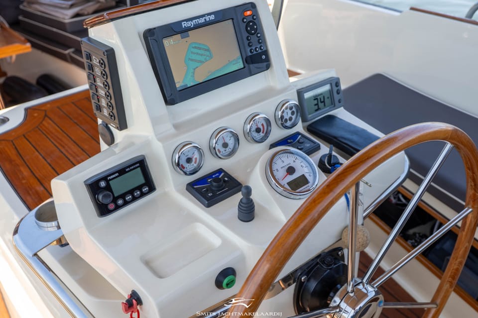 Interboat 7.50 Open 2010 – weekender met cabrio-dak - Foto 7