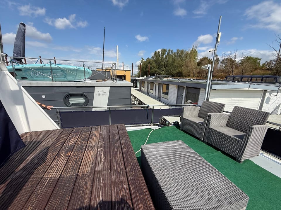 Marhen Kruiser 15.00 AK Cabrio 2004 – Ruim woonschip met mahonie afwerking - Foto 32
