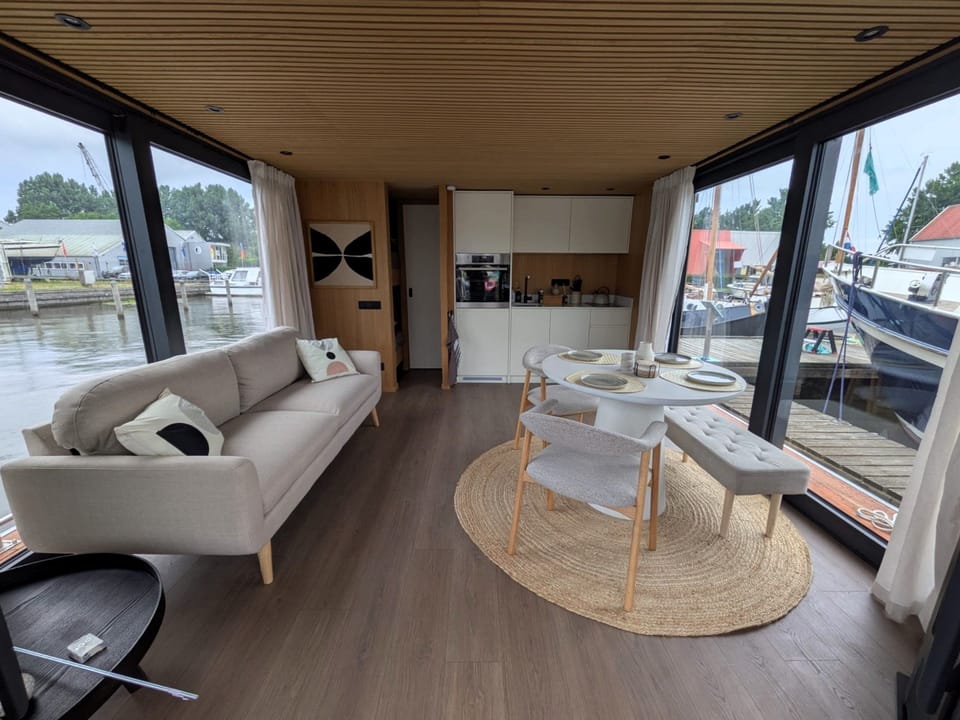 Surla 12 Houseboat 2025 – zelfvoorzienend wonen op water - Foto 9