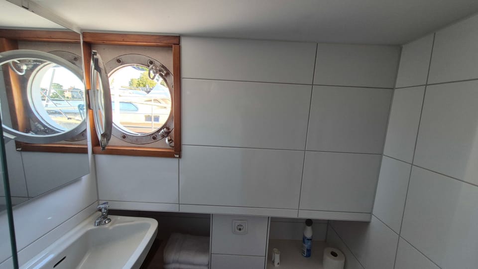 Botter 1935 – woonschip met recente refit - Foto 34