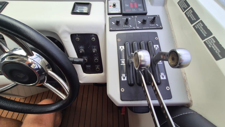 Sunseeker 38 Martinique 1990 – Britse sportcruiser met refit - Foto 31
