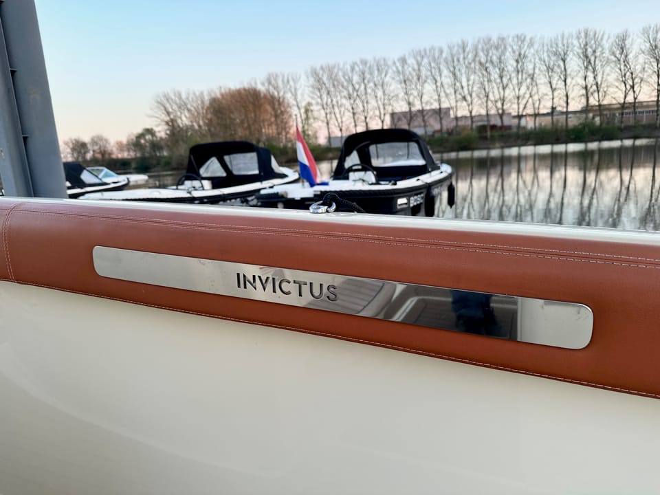 Invictus 240 FX - Foto 12