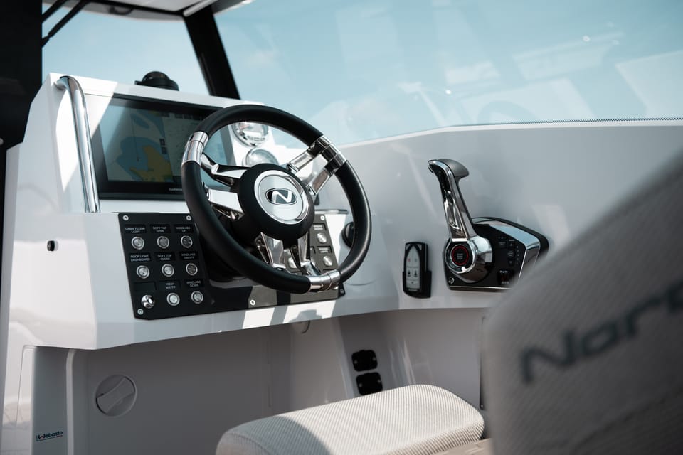 Nordkapp Coupe 2025 – moderne 7,8m zeilboot met V-bodem - Foto 13