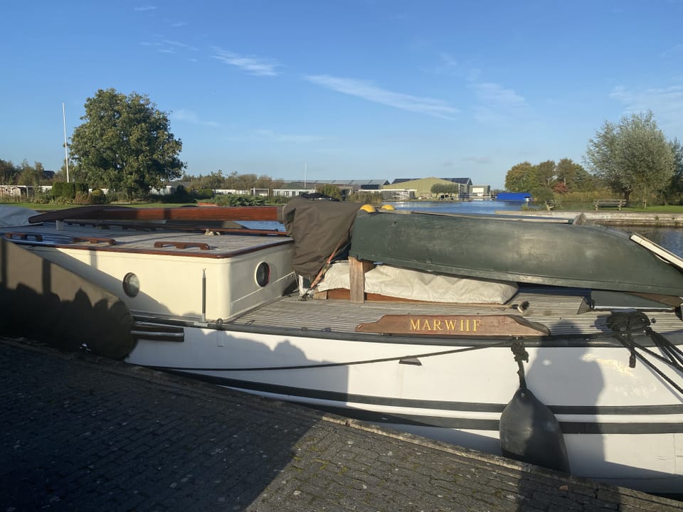 Tjalk Motortjalk 1904 – Barkmeijer met mahonie interieur - Foto 14
