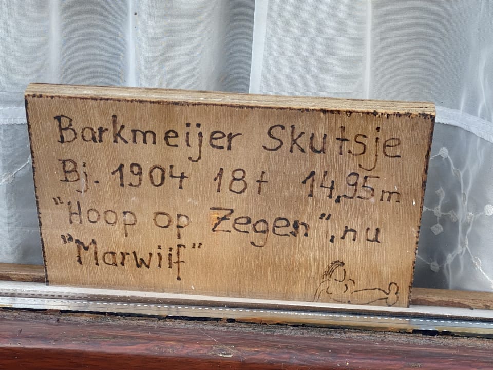 Tjalk Motortjalk 1904 – Barkmeijer met mahonie interieur - Foto 57