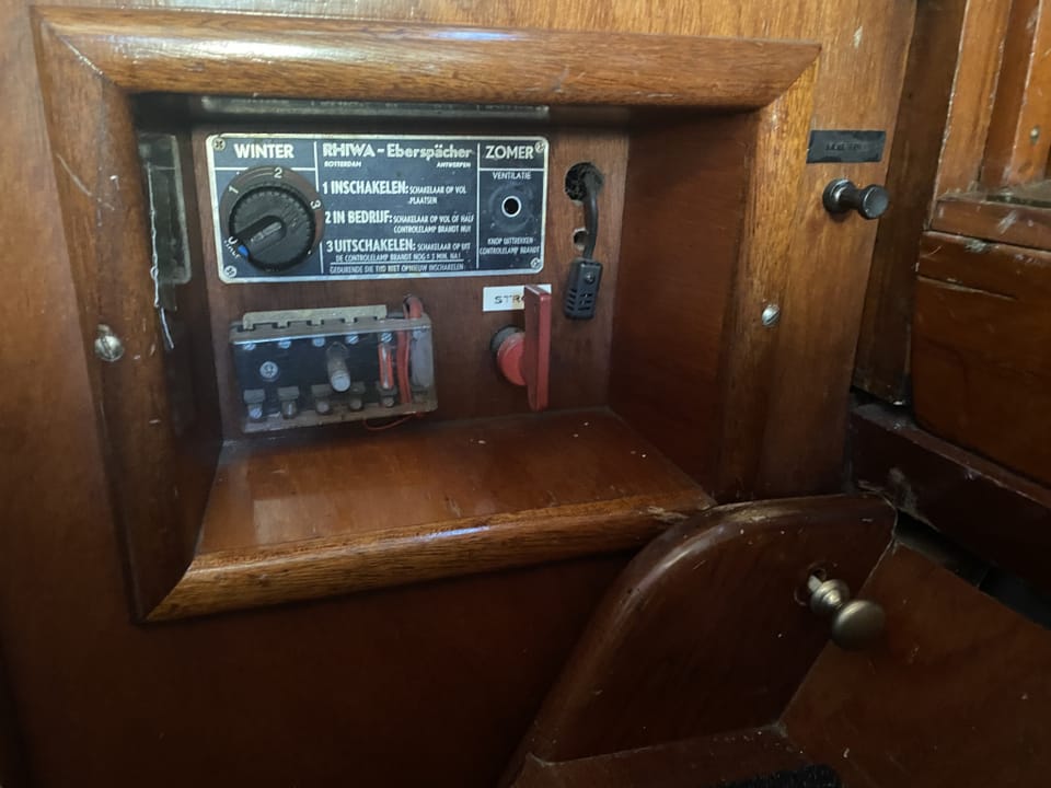 Tjalk Motortjalk 1904 – Barkmeijer met mahonie interieur - Foto 72