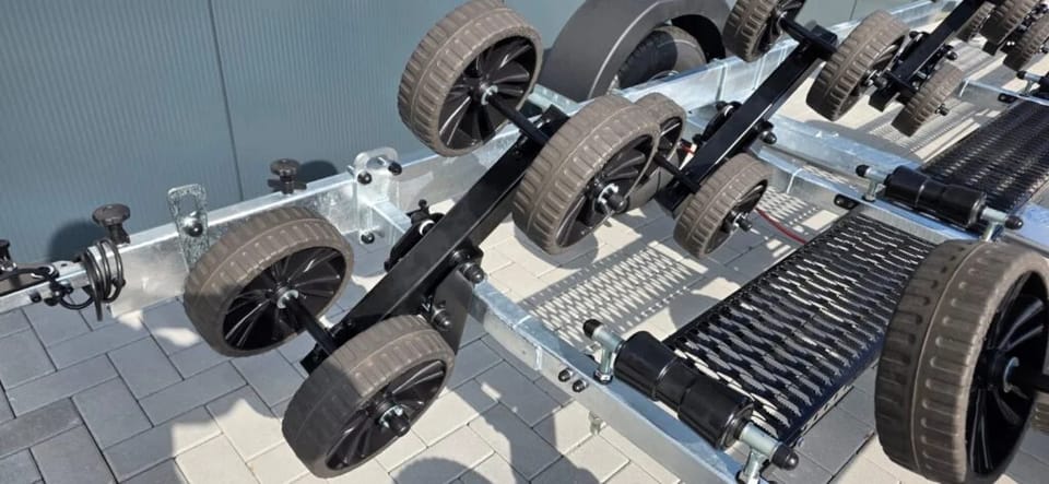 KT1800 XL Multiroller LED Kicktrailer Boottrailer voor tot 7 meter, Geremd - Foto 14