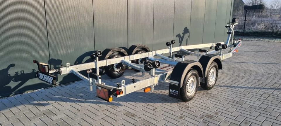 Kicktrailer KT2000 Led: Geremde Boottrailer voor Boten tot 7.5m - Foto 7