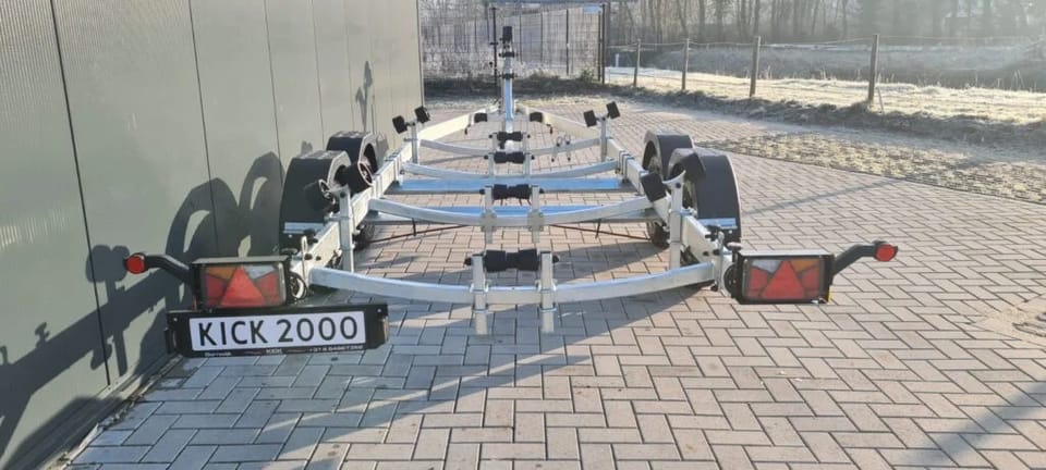Kicktrailer KT2000 Led: Geremde Boottrailer voor Boten tot 7.5m - Foto 9
