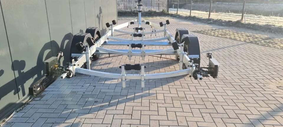 Kicktrailer KT2000 Led: Geremde Boottrailer voor Boten tot 7.5m - Foto 10