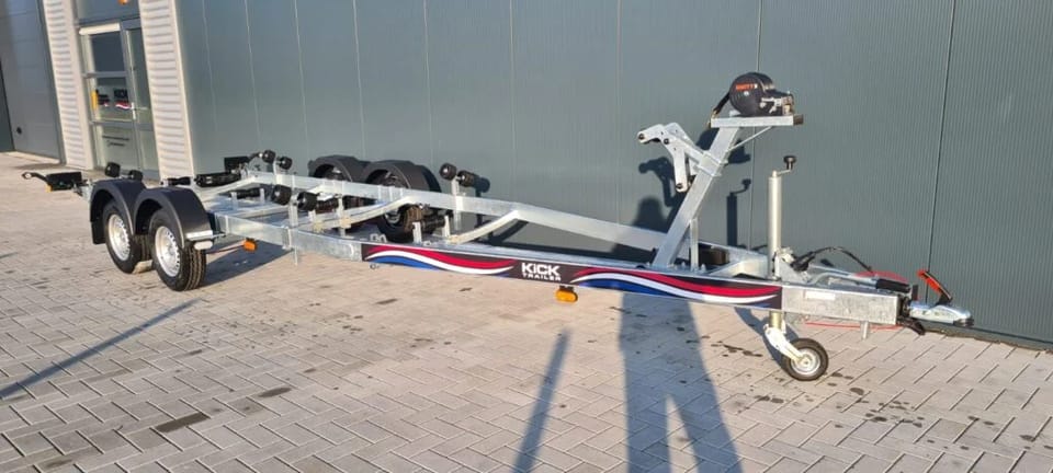 Kicktrailer KT2000 Led: Geremde Boottrailer voor Boten tot 7.5m - Foto 17